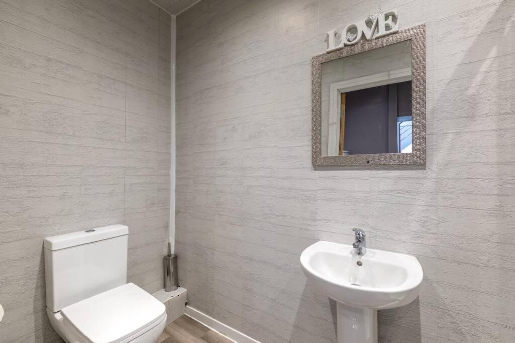 Darlington Luxury Penthouse Apartment Экстерьер фото